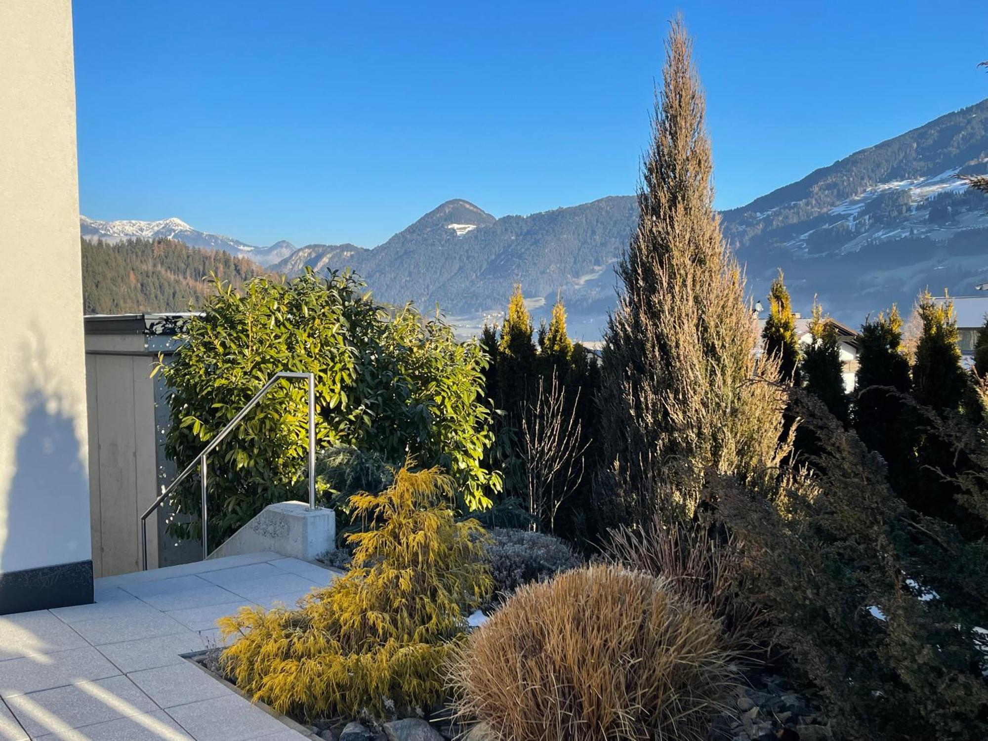 H21 - Modernes Ferienhaus 145Qm, 4Sz, Wellnessbereich Mit Sauna Und Dachterrasse Mit Panoramablick, Kuehlen Und Heizen Mit Geothermie Fügen Εξωτερικό φωτογραφία