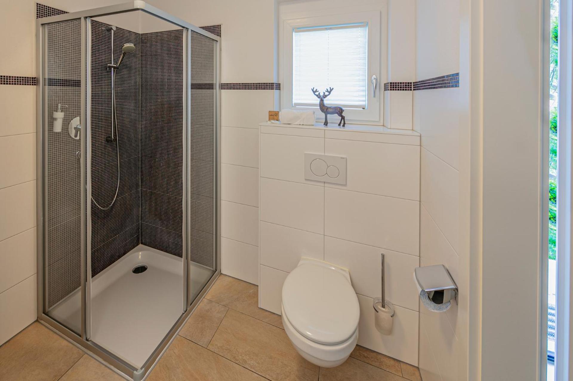 H21 - Modernes Ferienhaus 145Qm, 4Sz, Wellnessbereich Mit Sauna Und Dachterrasse Mit Panoramablick, Kuehlen Und Heizen Mit Geothermie Fügen Εξωτερικό φωτογραφία